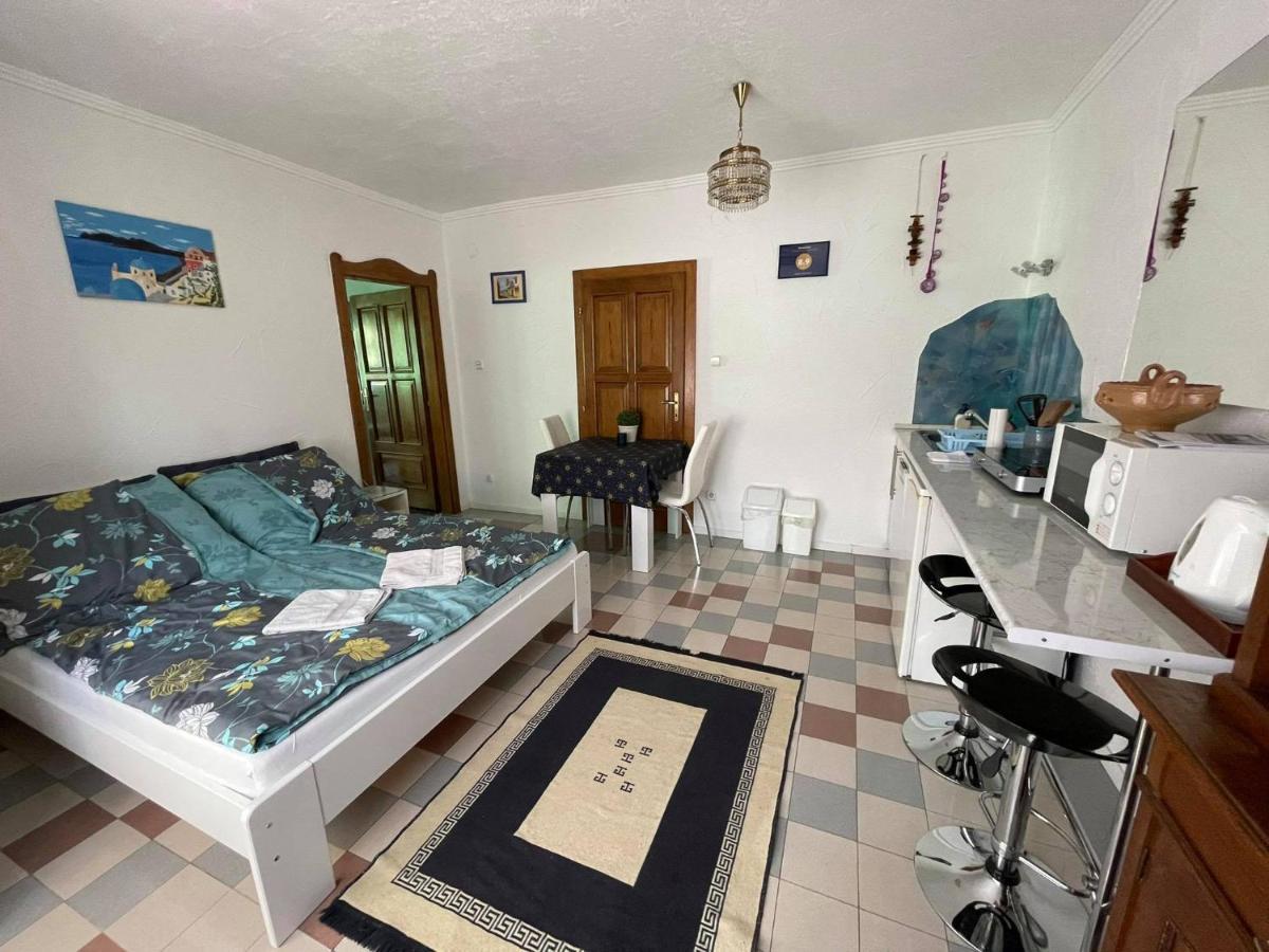 Jorgos Apartman Кестхей Экстерьер фото