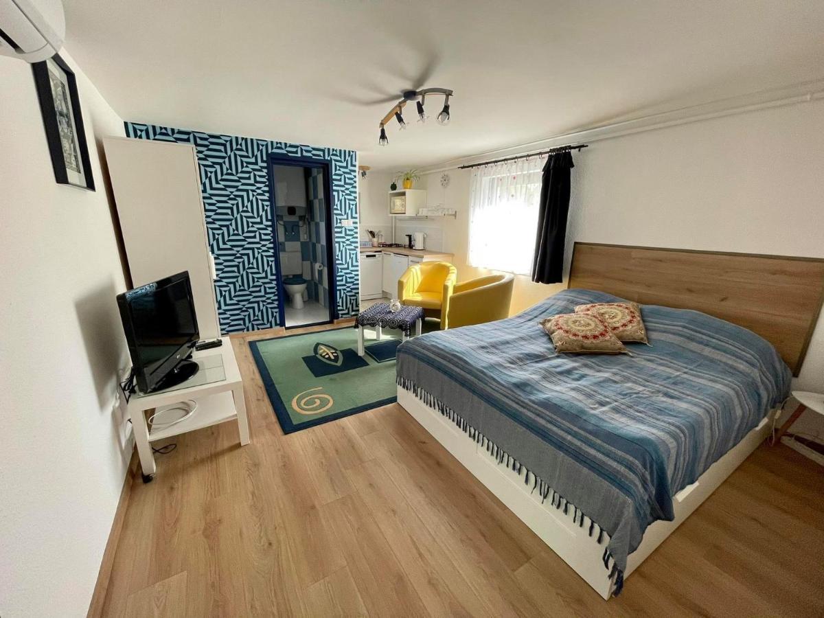 Jorgos Apartman Кестхей Экстерьер фото